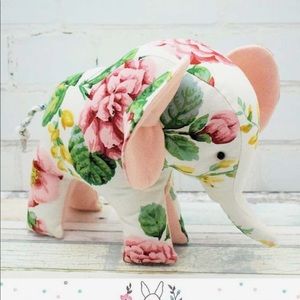 Meet your Posher, Lelexie